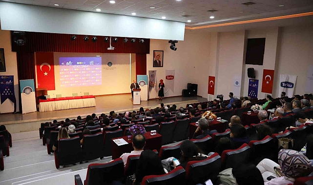 Konya'da Üstün Yeteneklilerin Eğitimi ve Çocuk Araştırmaları kongreleri başladı