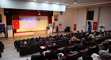 Konya'da Üstün Yeteneklilerin Eğitimi ve Çocuk Araştırmaları kongreleri başladı