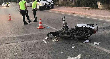 Traktör ile elektrikli bisiklet çarpıştı: 1 ölü, 1 yaralı