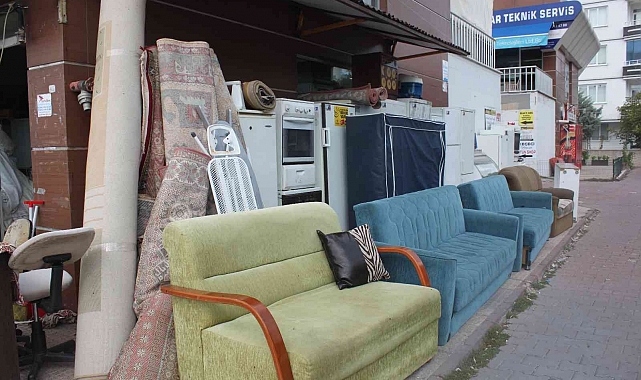 Üniversitelerin açılmasıyla ikinci el eşya satıcılarında hareketlilik