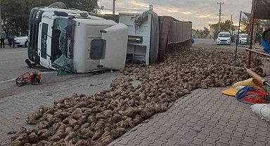 Ereğli'de tır devrildi, sürücüsü öldü