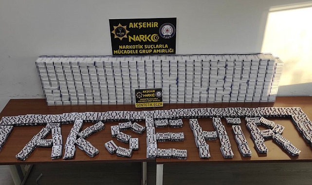 Konya'da beyaz çarşafa gizlenmiş binlerce uyuşturucu hap ele geçirildi