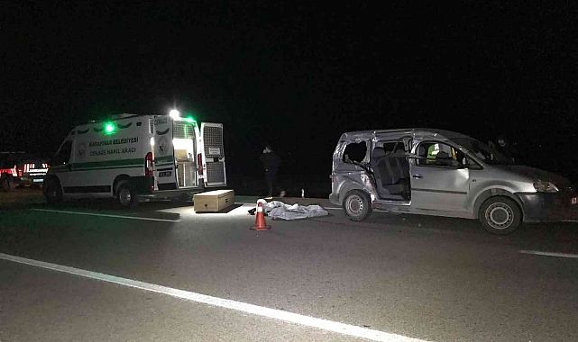 Konya'da hafif ticari araç kamyona çarptı: 1 ölü, 3 yaralı
