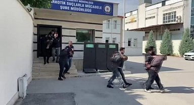 Konya'da uyuşturucu tacirlerine operasyon: 21 gözaltı
