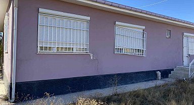 Kulu'da müstakil 2 evden hırsızlık