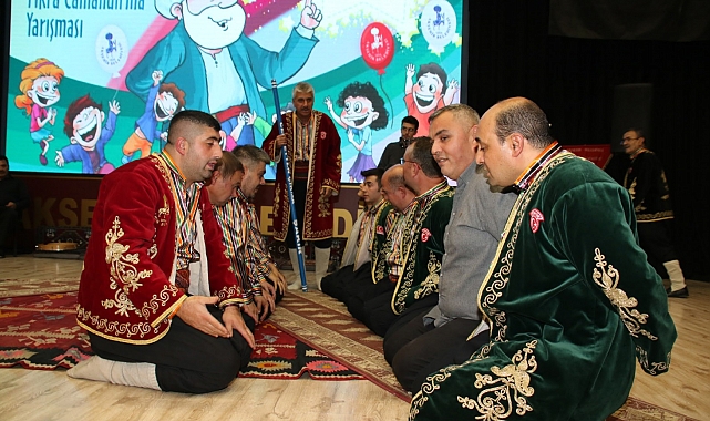 Yarışmanın heyecanını sıra Yarenleri gösterisiyle attılar
