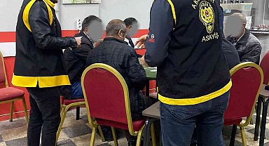 Aksaray'da kumar oynatan 3 kahvehane kapatıldı