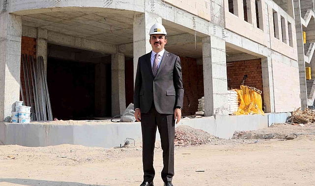 Başkan Altay: "Şehrimize güzel bir bina daha kazandırıyoruz"