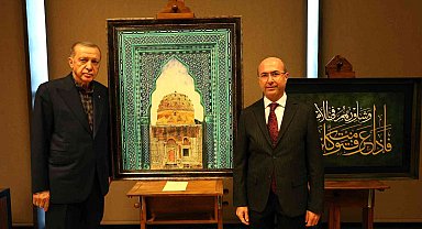Başkanı Pekyatırmacı'dan Başkan Erdoğan'a eser takdimi