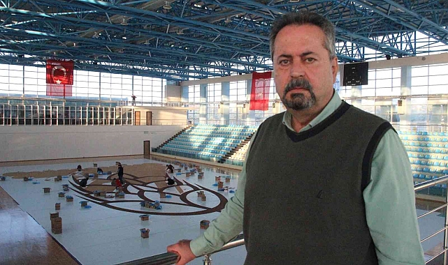 Dünyanın en büyük buğday başağı mozaiği 3 ton bisküviden yapılıyor