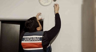 Elektrik buatından uyuşturucu çıktı: 3 gözaltı