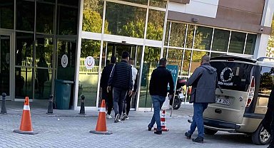 Hırsızlık yaptıkları evi mesken tutan şüpheliler yakalandı
