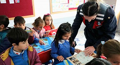 Jandarmadan öğrencilere trafik eğitimi