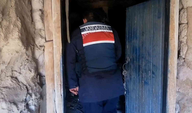 JASAT dedektifleri hırsızlık şüphelisini çaldığı malzemelerle yakaladı