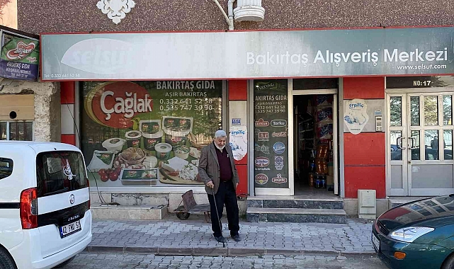 Konya'da market sahibi namaz kıldığı sırada soyuldu