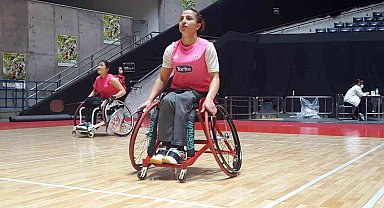 Torku Şekersporlu Emine Seçkin'den dünya şampiyonasında 2 gümüş madalya