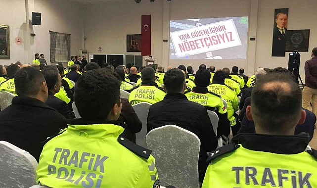 "Trafik Birim Amirleri Bölge Değerlendirme Toplantısı" Konya'da yapıldı
