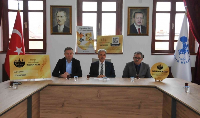 Akşehir'de hedef 100 bin nüfus kampanyası için indirim kartı