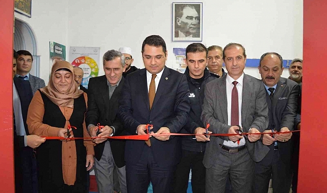 Hüyük Şehit Polis Memuru Kadir Ozan Yüce Kütüphanesi hizmete açıldı