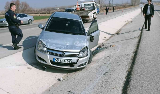 Konya'da kontrolden çıkan otomobil takla attı: 6 yaralı