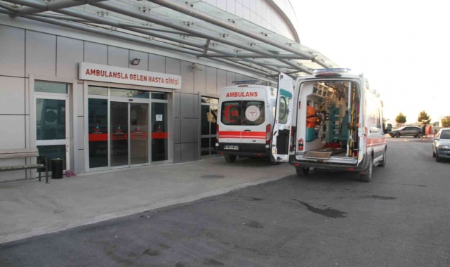 Konya'da silahlı ve bıçakla kavgada 2 kişi yaralandı