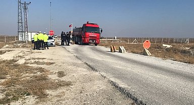 Konya'da Türk Yıldızları'na ait uçak düştü, pilot atlayarak kurtuldu