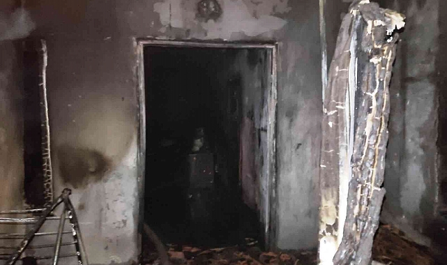 Kulu'da çıkan yangında ev kullanılamaz hale geldi