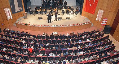 2023 Yılının İlk Konserinde Duygusal Anlar Yaşandı
