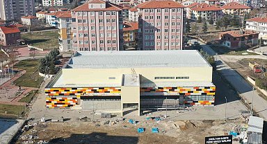 Başkan Altay: "Ereğli Yarı Olimpik Yüzme Havuzu inşaatında sona geldik"