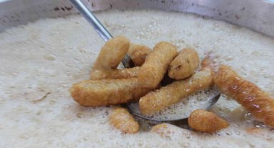 Cağ kebabı ve kadayıf dolması yeme yarışması Başkentlilerin ilgi odağı