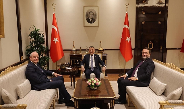 Cumhurbaşkanı Yardımcısı Oktay, Alibaba CEO'su Evans ve Trendyol Başkanı Çetin'i kabul etti