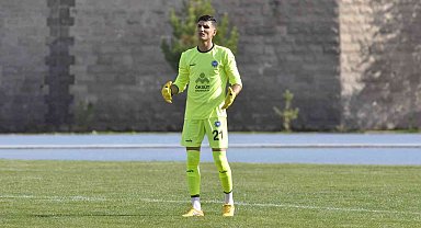 Develigücü'nde ligin ikinci yarısı öncesi kaleci Muhammed Utkucu takımdan ayrıldı