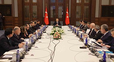 Dijital Türkiye Toplantısı Cumhurbaşkanı Yardımcısı Fuat Oktay'ın başkanlığında gerçekleşti