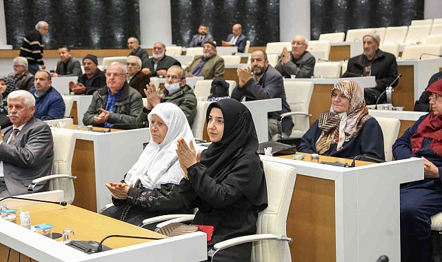 Meram'da mahalle sakinleri yeni tapularına kavuştu