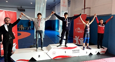 Okul Sporları güreş müsabakaları sona erdi