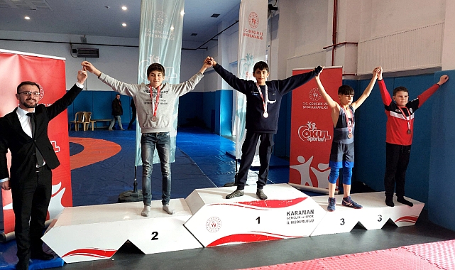 Okul Sporları güreş müsabakaları sona erdi