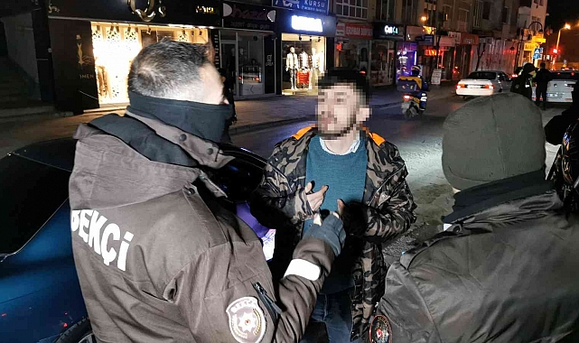 Uyuşturucuyla yakalandı, "İçicilikten denetimim var" dedi