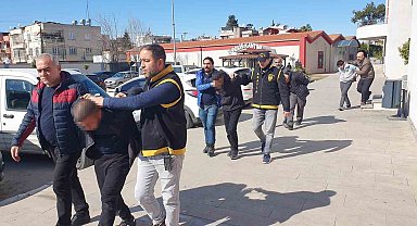 Adana'da depremi fırsat bilen 6 hırsızlık zanlısı suçüstü yakalandı