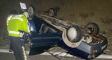 Aksaray'da otomobil takla attı: 2 yaralı