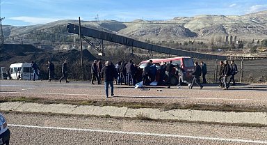 Ankara'da iki minibüs çarpıştı: 1 ölü, 3 yaralı
