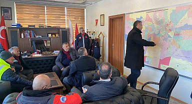 Başkan Büyükkılıç'tan Deprem Bölgesindeki İtfaiye Erlerine Ziyaret