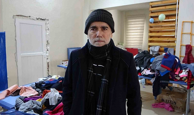 Depremzedenin çaresizliği: Ailesinden 100 kişiyi kaybetti