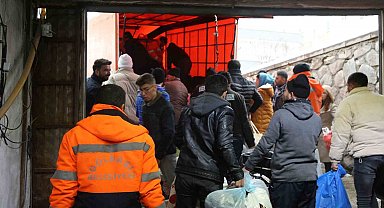 Gölbaşı Belediyesi'nden deprem bölgesine 10 mühendis desteği