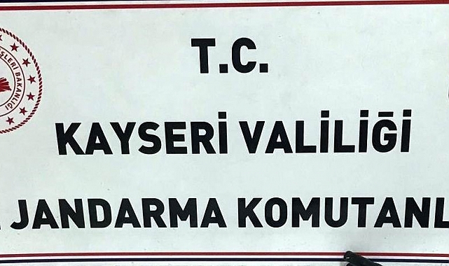 Jandarma 10 Terör Şüphelisini Yakaladı