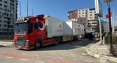 Nüfus Müdürlüğü deprem bölgelerinde kimliğini kaybeden vatandaşlar için hizmet veriyor