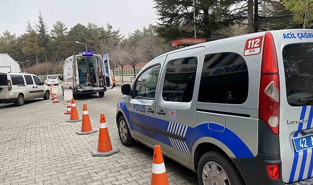 Otomobilin çarptığı 8 aylık hamile kadın hayatını kaybetti