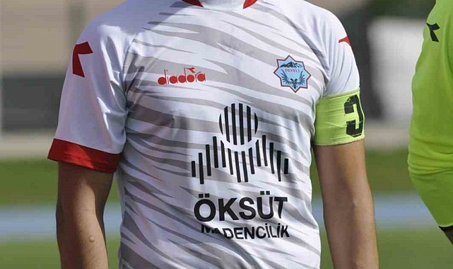 Resul Ekrem Turhan sezonu kapattı