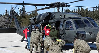 Türk Kızılay, kırsal kesimlere helikopterlerle yardım ulaştırıyor