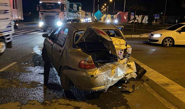 Aksaray'da tır ile otomobil çarpıştı: 3 yaralı