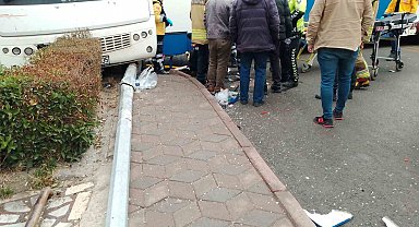 Başkent'te EGO otobüsü minibüs ile çarpıştı: 4 yaralı
